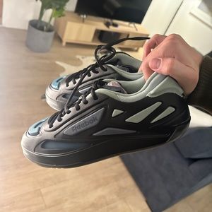 Reebok Classics - Black and Blue - Future Club C